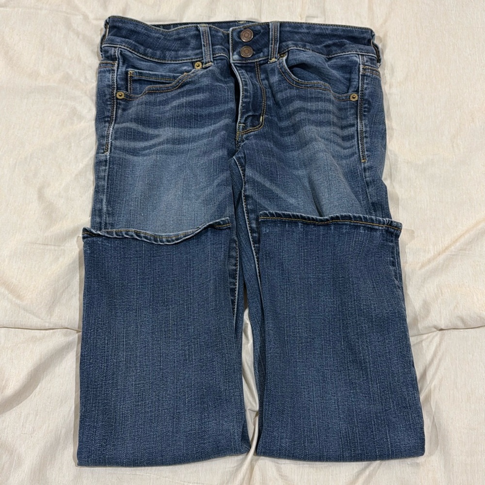 American Eagle Outfitters Blue Cropped Ankle Jeans